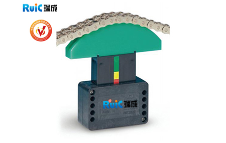 安装输送机亚洲香蕉视频导轨时要从哪些方面检查?